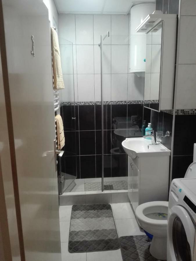 Apartman Ivan Vrdnik Eksteriør billede